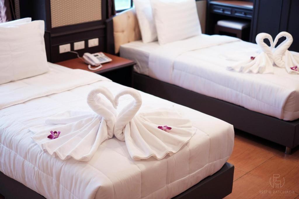 Rest@Ratchada Hotel Bangkok Exterior foto
